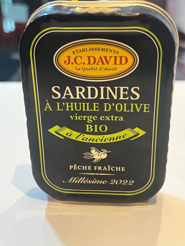 Sardine tin in organic olive oil